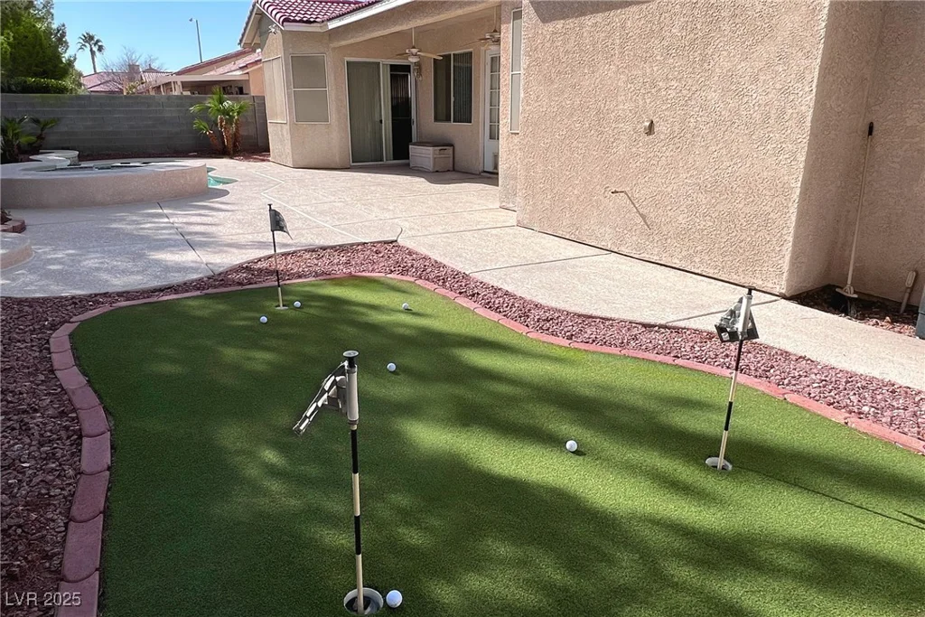 8682 Waterford Bend, Las Vegas, NV 89123