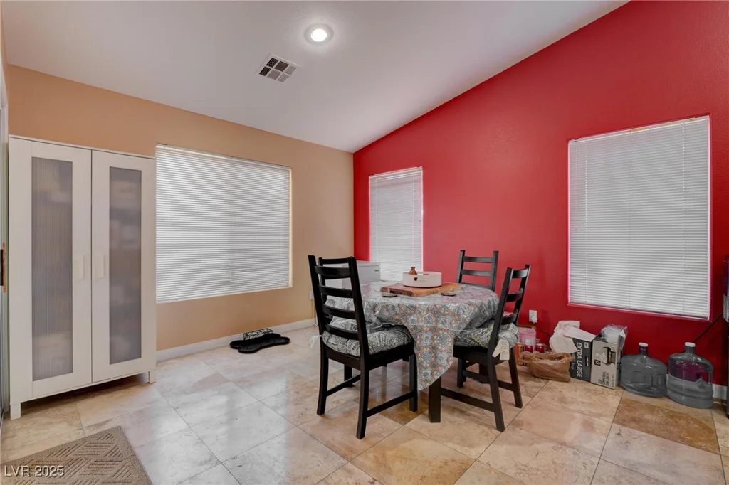 5600 Nimes, Las Vegas, NV 89141