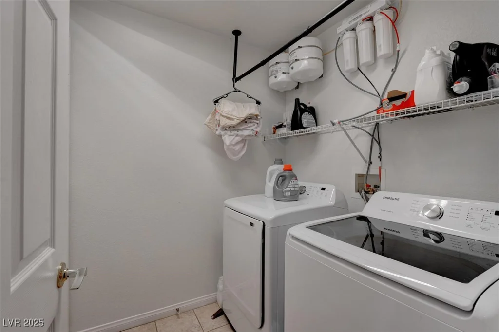 5600 Nimes, Las Vegas, NV 89141