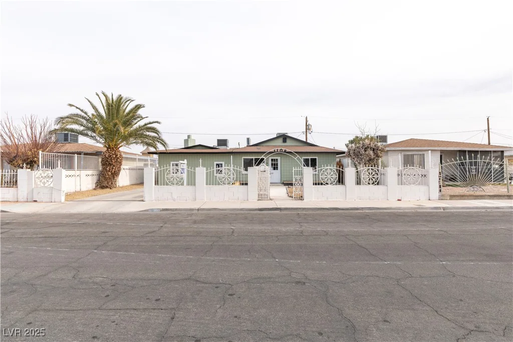 1108 Cunningham, Las Vegas, NV 89106