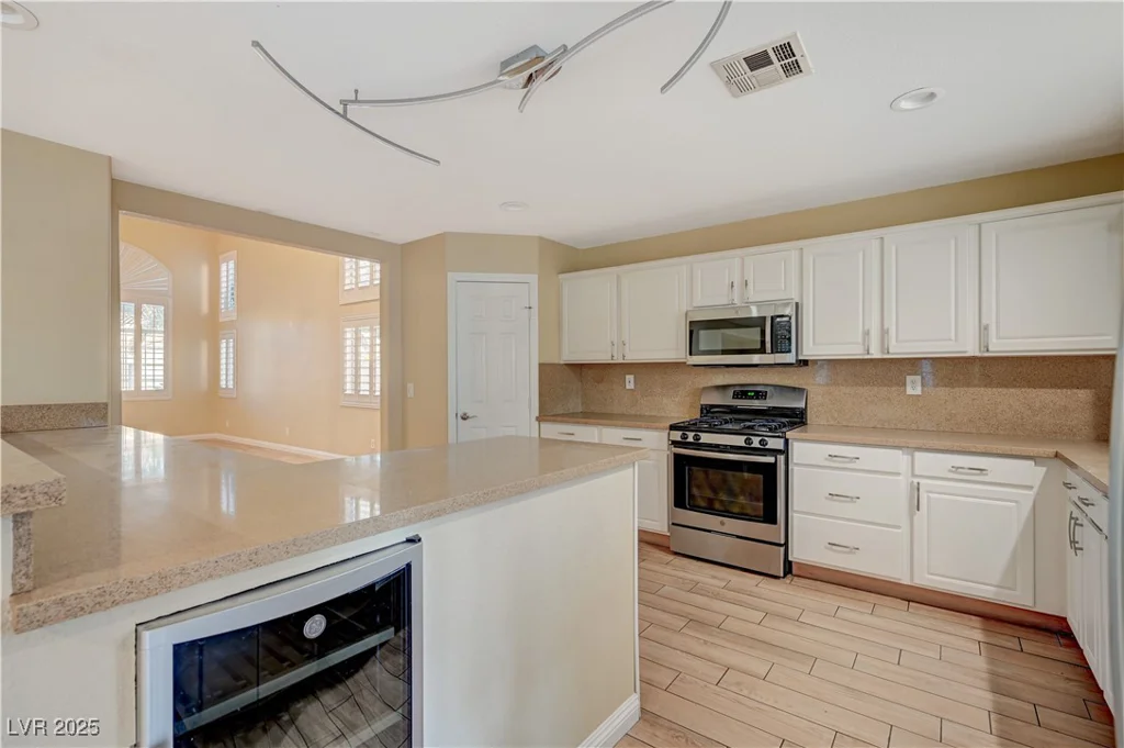 2721 Tahiti Isle, North Las Vegas, NV 89031