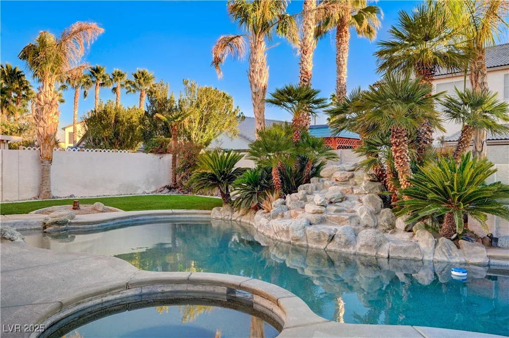 2721 Tahiti Isle, North Las Vegas, NV 89031