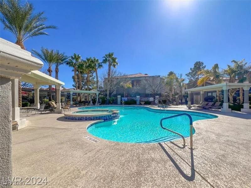 950 Seven Hills, Henderson, NV 89052