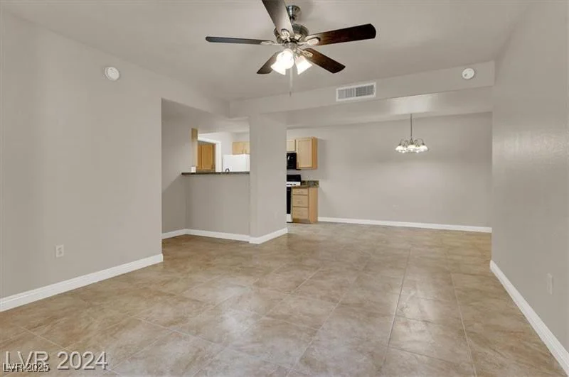 950 Seven Hills, Henderson, NV 89052