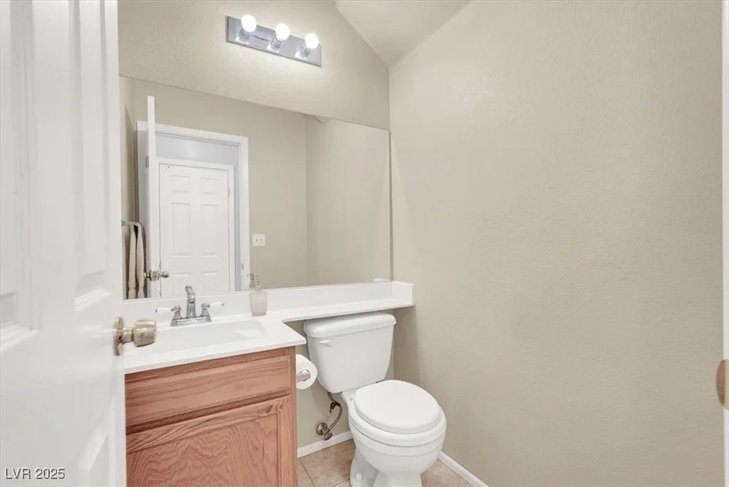2823 Camelback, Henderson, NV 89074