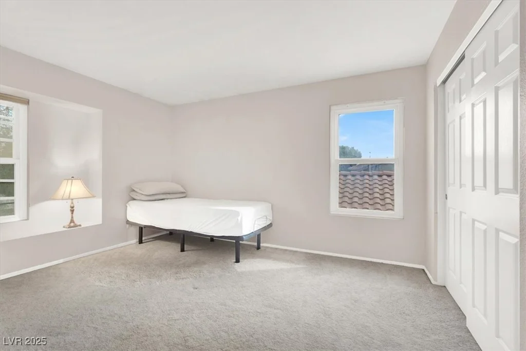 2823 Camelback, Henderson, NV 89074