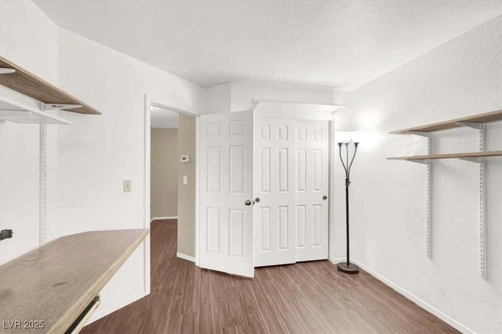 2823 Camelback, Henderson, NV 89074