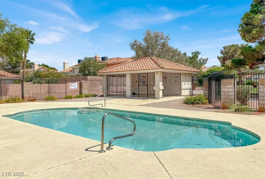 2823 Camelback, Henderson, NV 89074