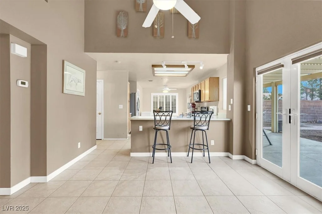 2823 Camelback, Henderson, NV 89074