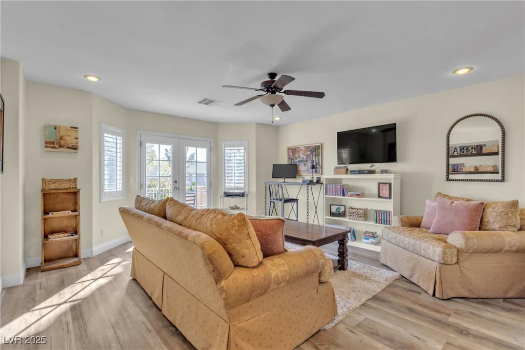 8501 Vivid Violet, Las Vegas, NV 89143
