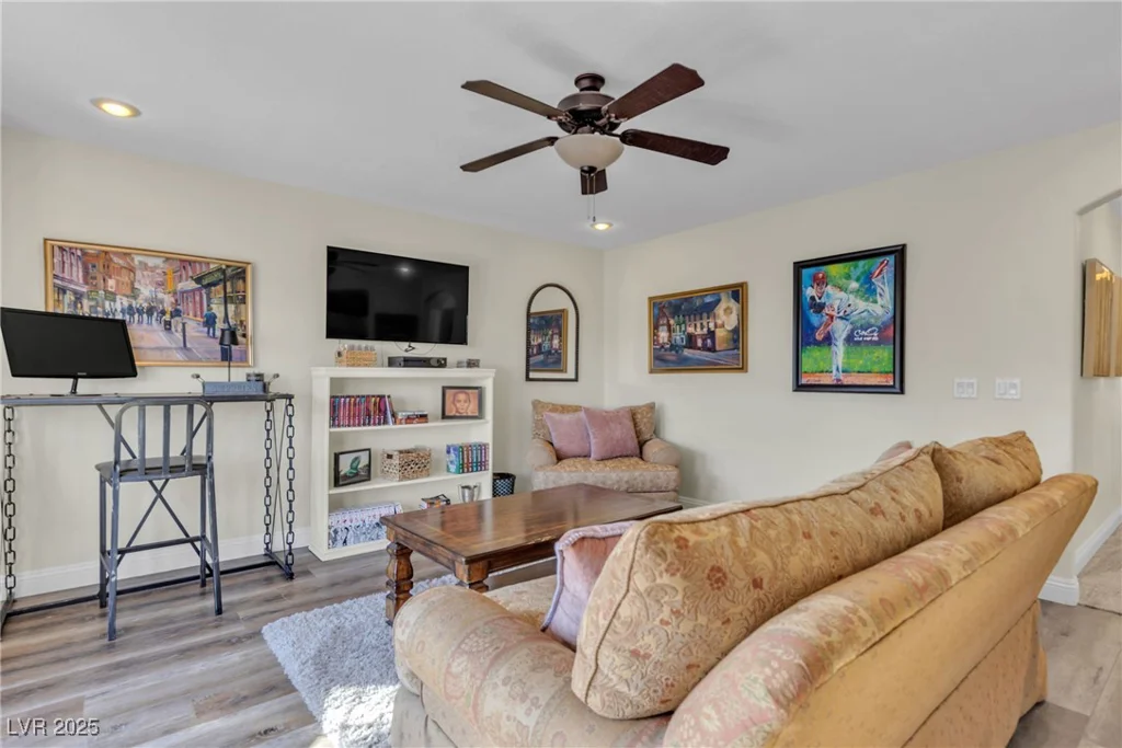 8501 Vivid Violet, Las Vegas, NV 89143