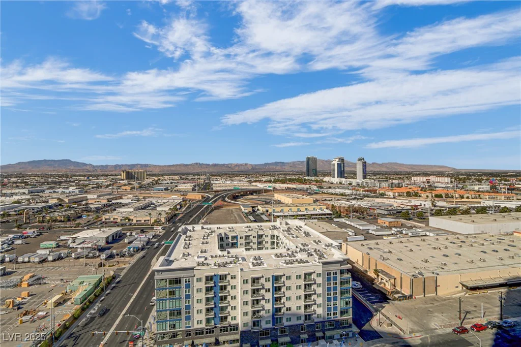4471 Dean Martin, Las Vegas, NV 89103