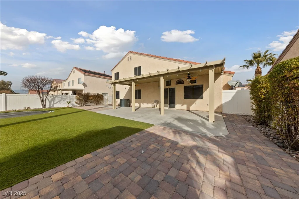 319 Horse Pointe, North Las Vegas, NV 89084