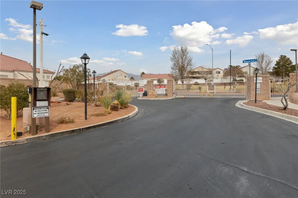 319 Horse Pointe, North Las Vegas, NV 89084