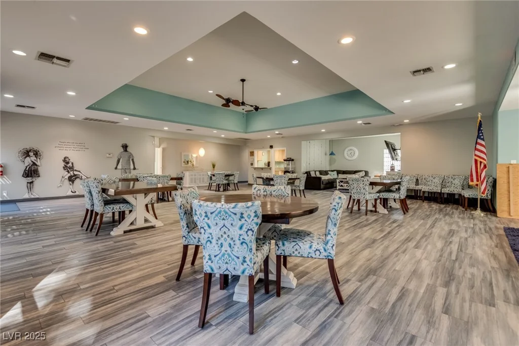 2851 Valley View, Las Vegas, NV 89102
