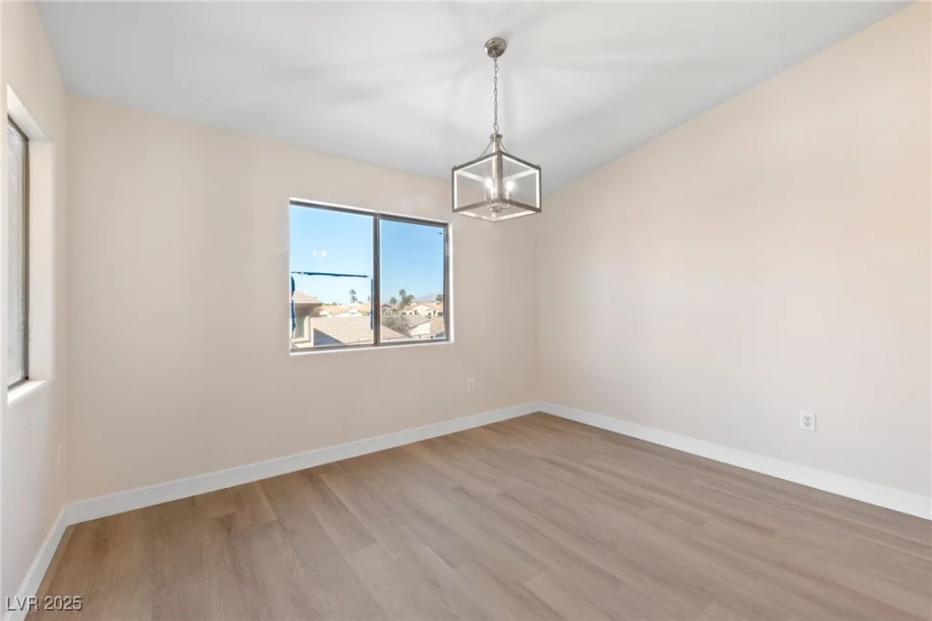 2050 Los Feliz, Las Vegas, NV 89156
