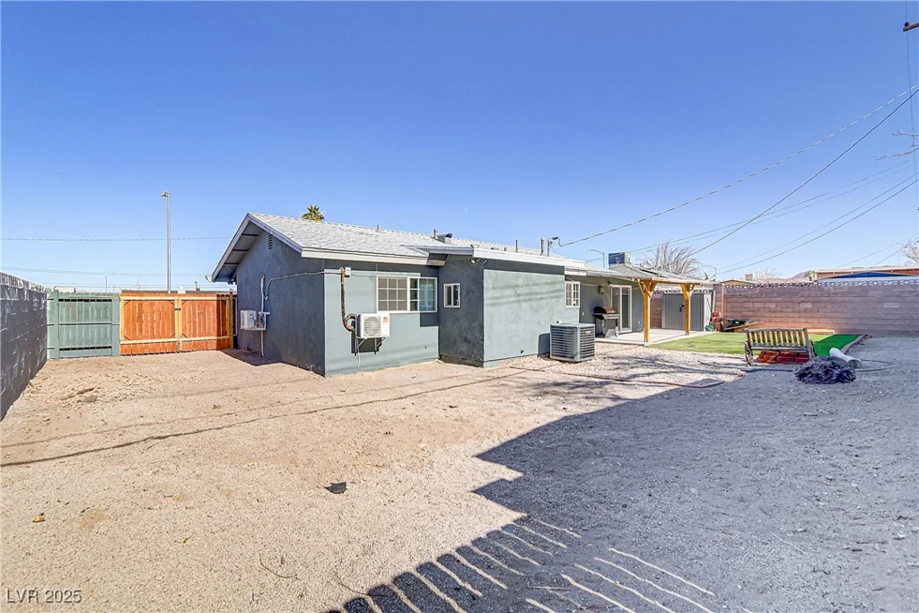 139 Ivy, Henderson, NV 89015