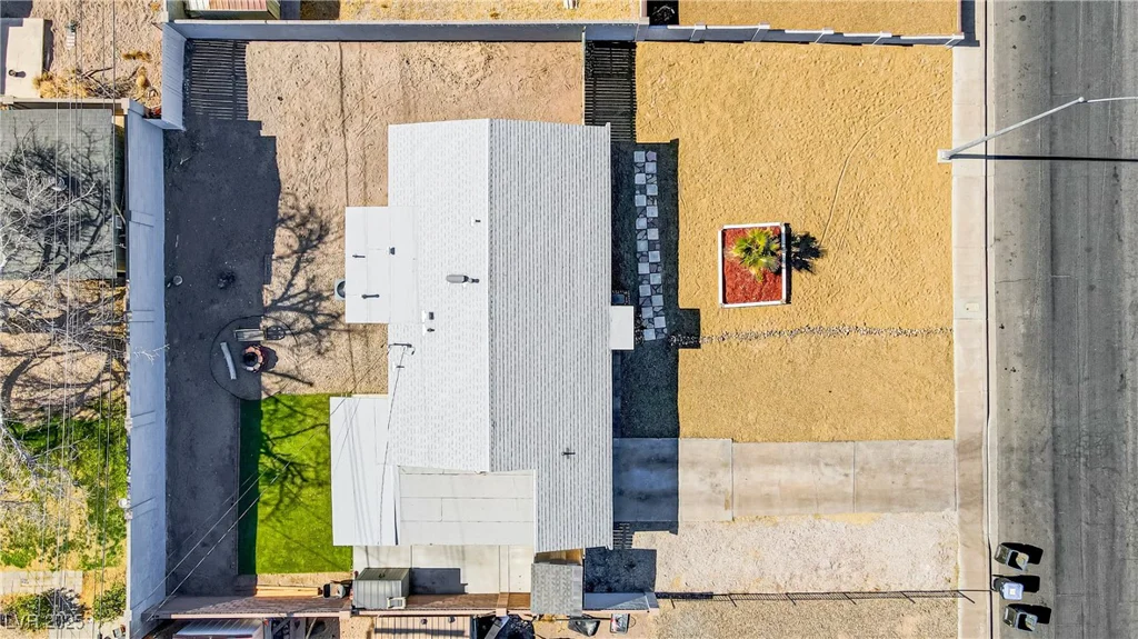 139 Ivy, Henderson, NV 89015