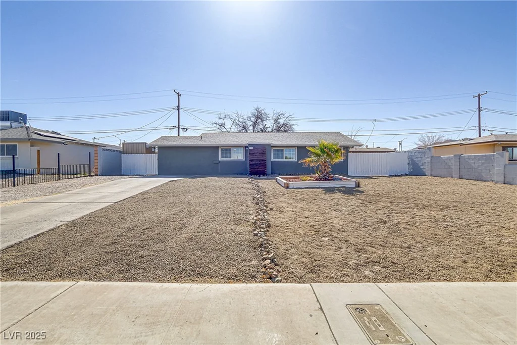 139 Ivy, Henderson, NV 89015