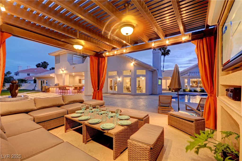 2200 Nordica, Las Vegas, NV 89117