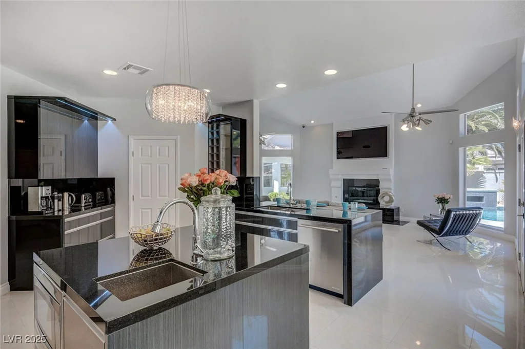 2200 Nordica, Las Vegas, NV 89117