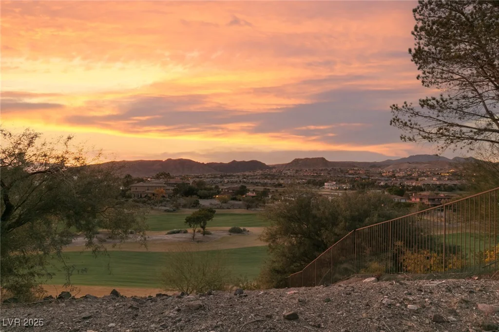 5 COSTA DEL SOL, Henderson, NV 89011