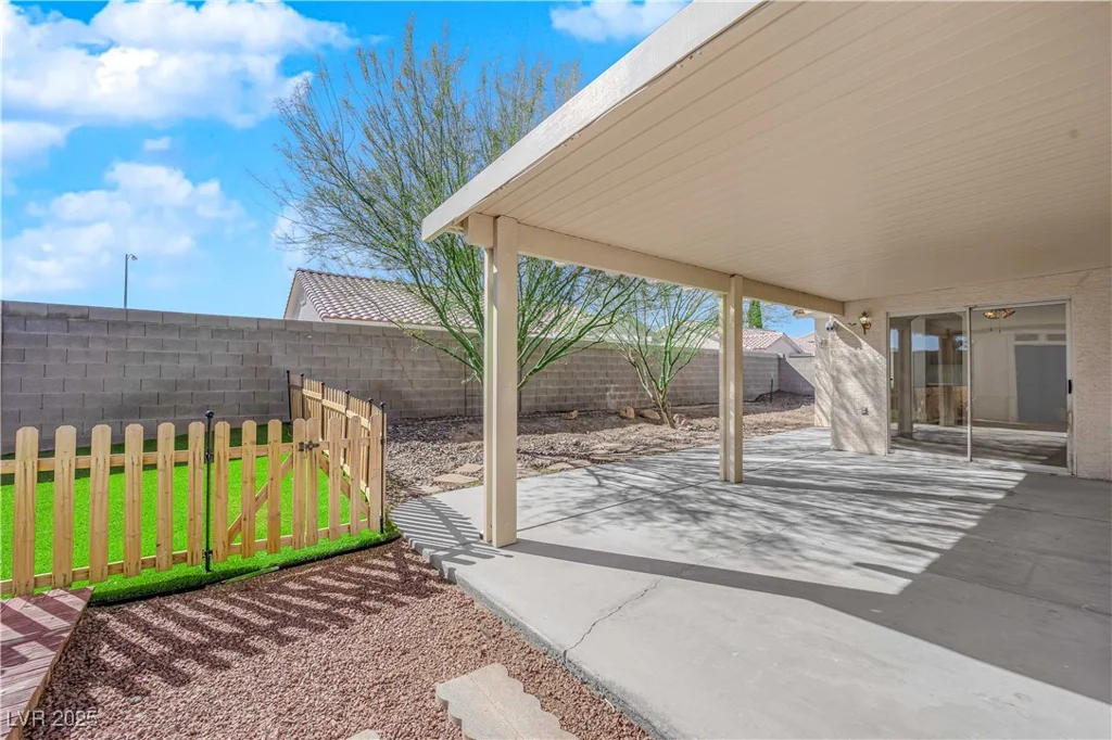 3923 Gramercy, North Las Vegas, NV 89031