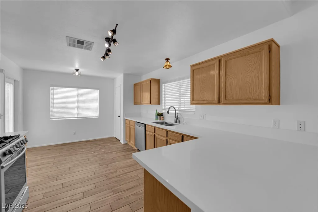 3923 Gramercy, North Las Vegas, NV 89031