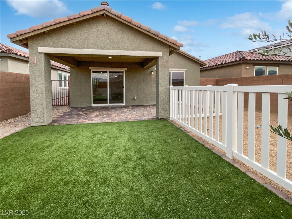 10425 Seelos, Las Vegas, NV 89178
