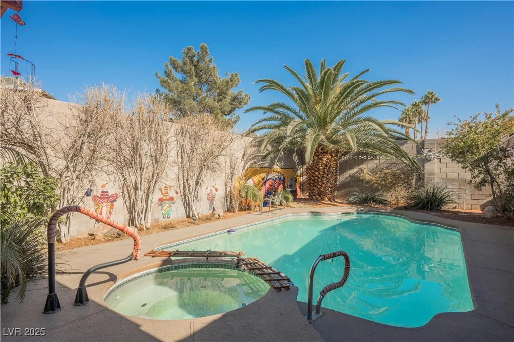 6232 Lanning, Las Vegas, NV 89108