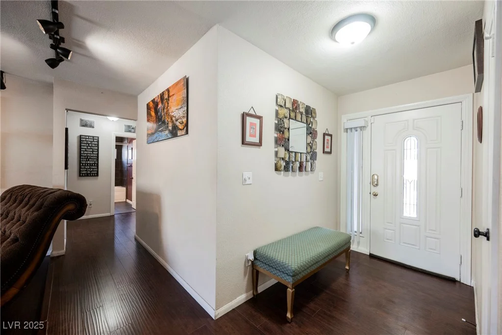 6232 Lanning, Las Vegas, NV 89108