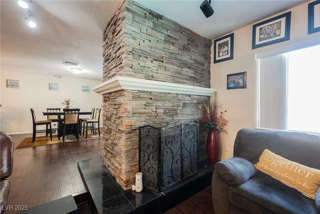 6232 Lanning, Las Vegas, NV 89108