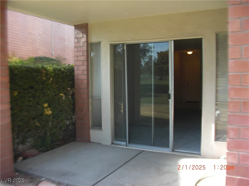 2838 Loveland, Las Vegas, NV 89109