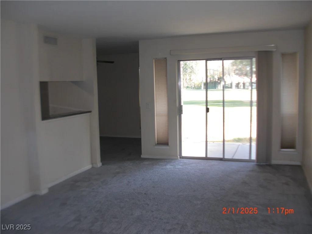 2838 Loveland, Las Vegas, NV 89109