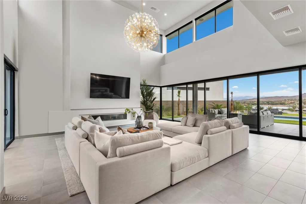 21 Canyon Bay, Henderson, NV 89011