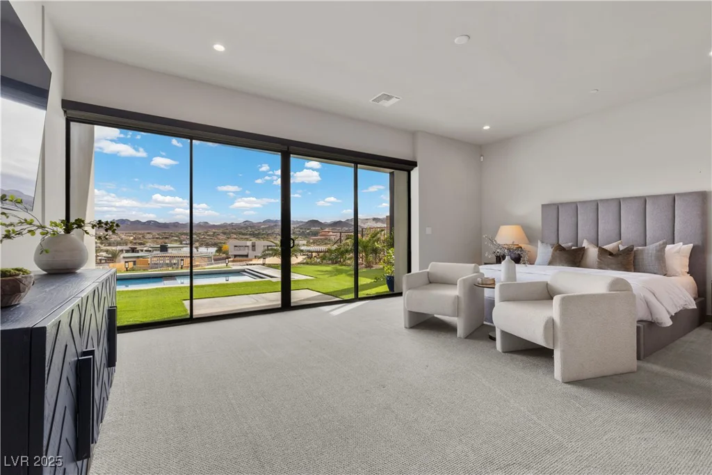 21 Canyon Bay, Henderson, NV 89011