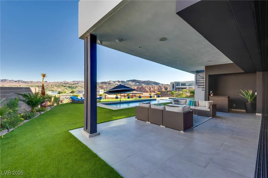 21 Canyon Bay, Henderson, NV 89011