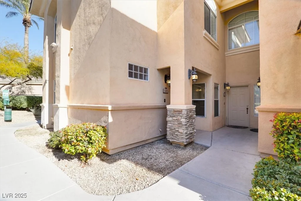 3555 Meridale, Las Vegas, NV 89147