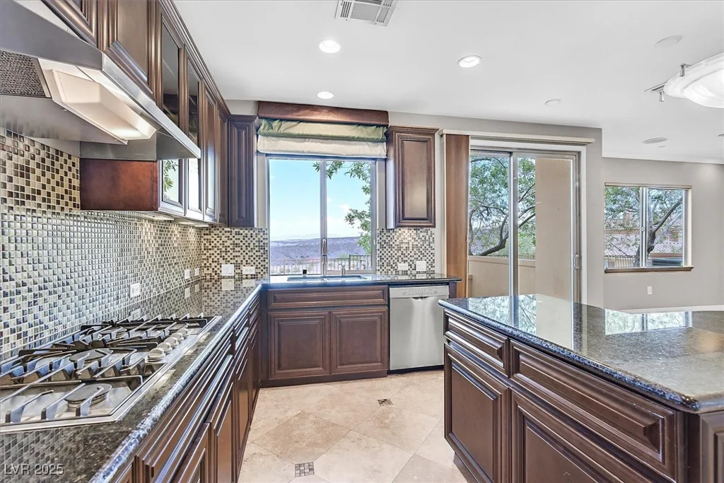 25 Via Mantova, Henderson, NV 89011