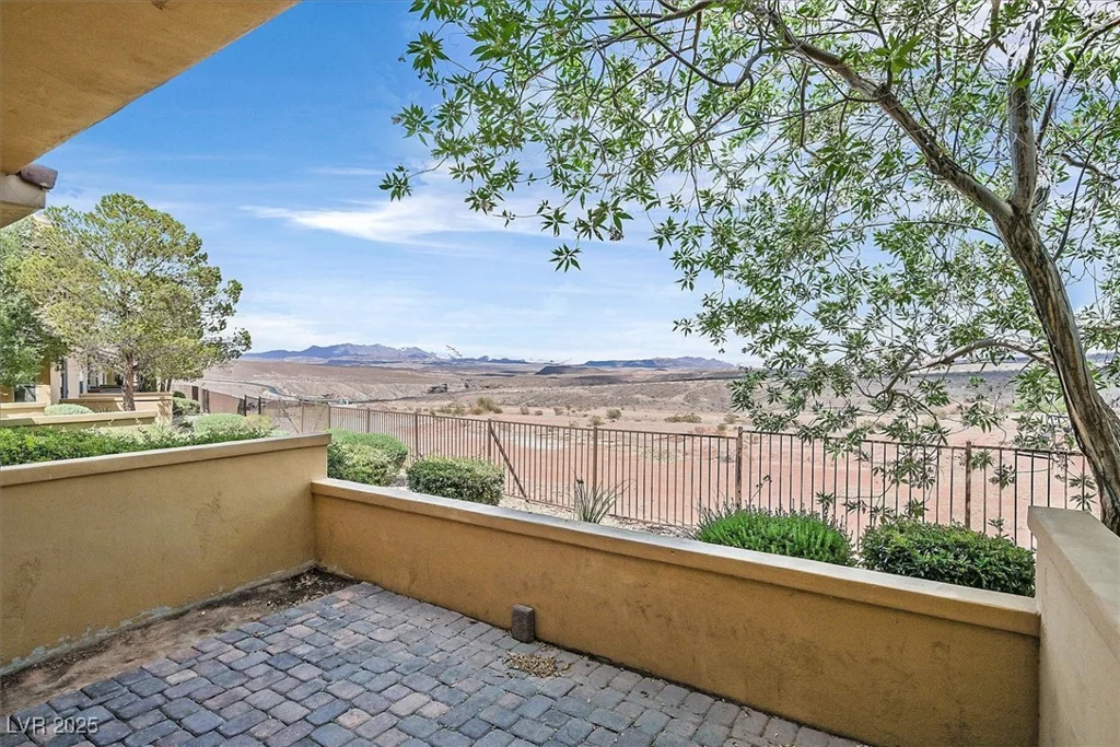 25 Via Mantova, Henderson, NV 89011
