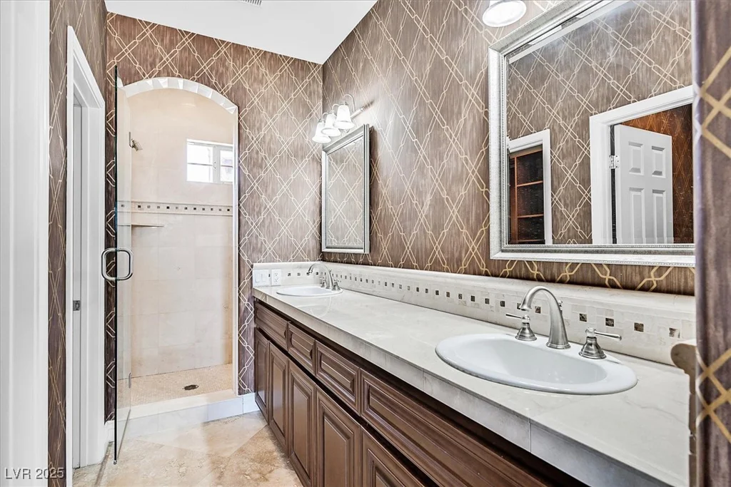 25 Via Mantova, Henderson, NV 89011