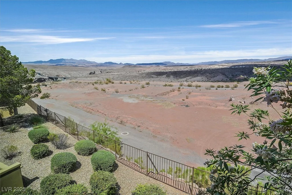 25 Via Mantova, Henderson, NV 89011
