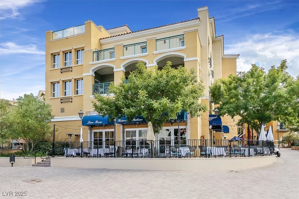 25 Via Mantova, Henderson, NV 89011