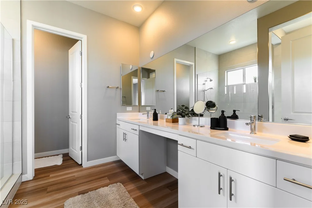 4342 Guava, Las Vegas, NV 89135