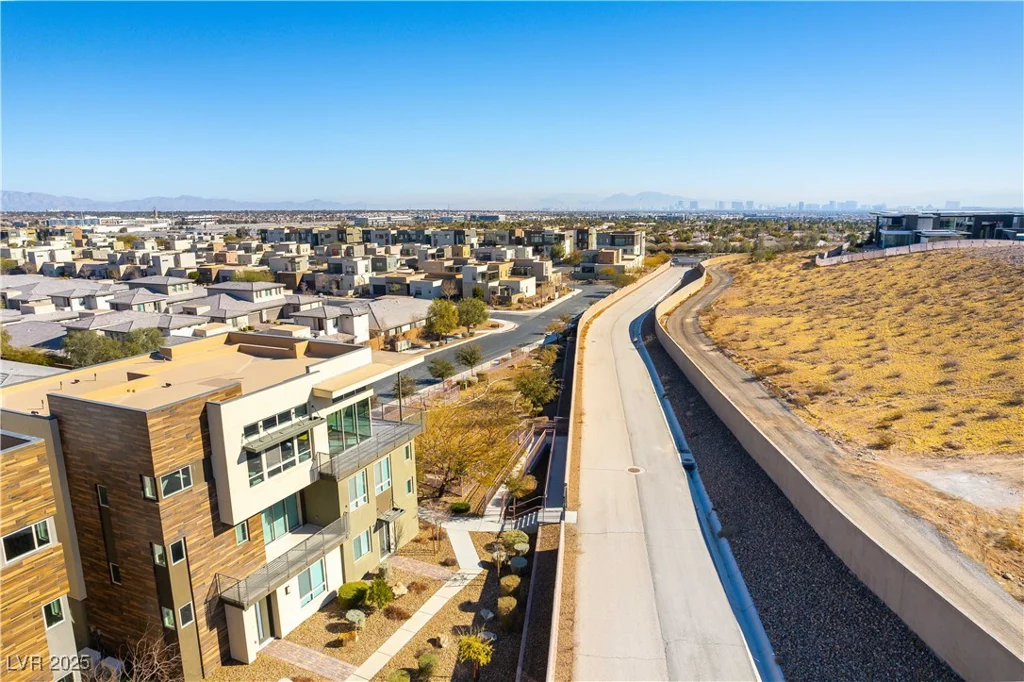 4342 Guava, Las Vegas, NV 89135