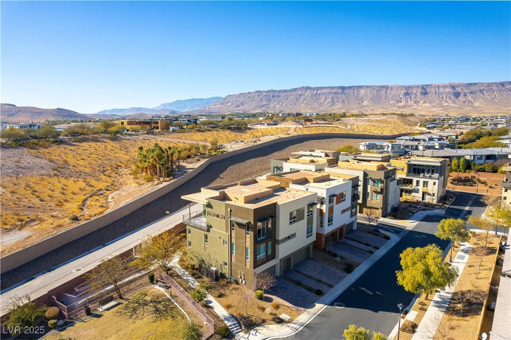 4342 Guava, Las Vegas, NV 89135