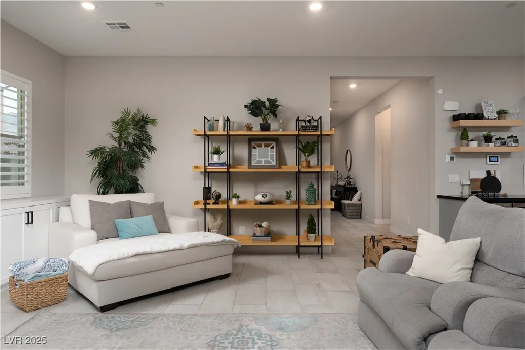 11885 Grassy Plain, Las Vegas, NV 89138