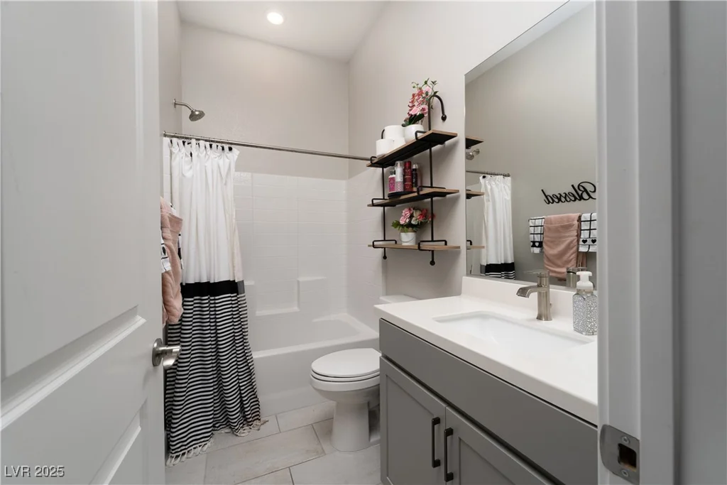 11885 Grassy Plain, Las Vegas, NV 89138