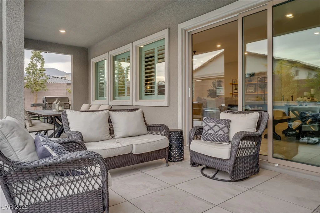 11885 Grassy Plain, Las Vegas, NV 89138