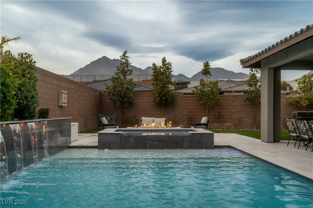 11885 Grassy Plain, Las Vegas, NV 89138